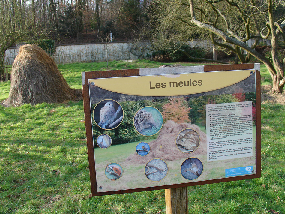 meules de l'arboretum de la vallée aux loups