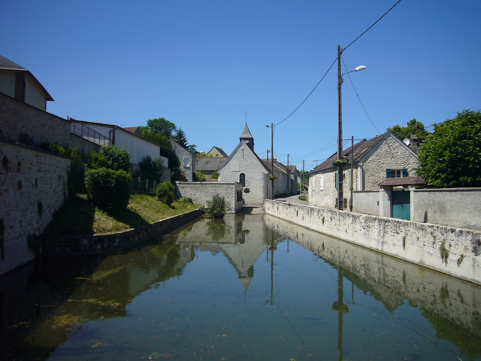 lavoir de la Chapelle de Guerville